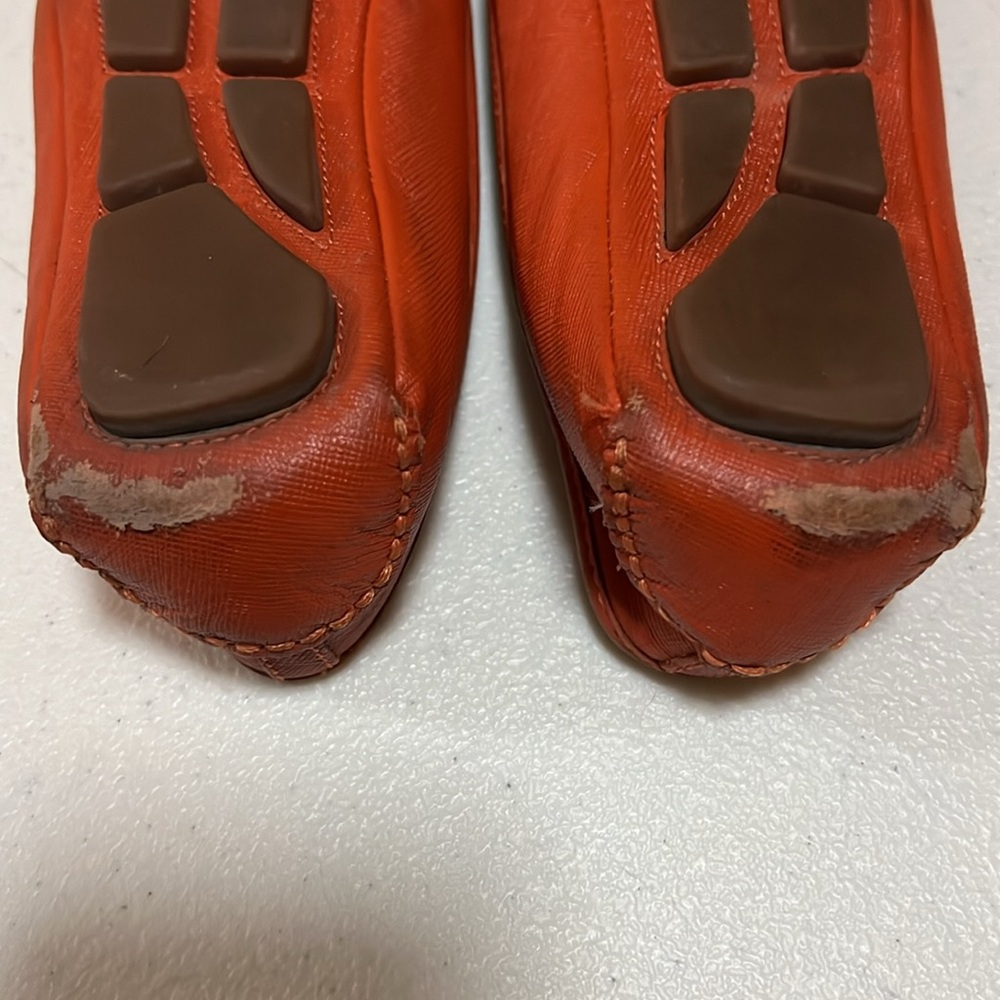 Women’s Michael Kors Logo Leather Moccasin Loafer Flats Orange, 6 - Picture 3 of 5